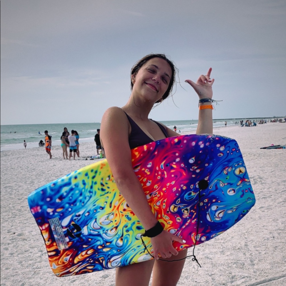 Meet your Posher, Alyssa